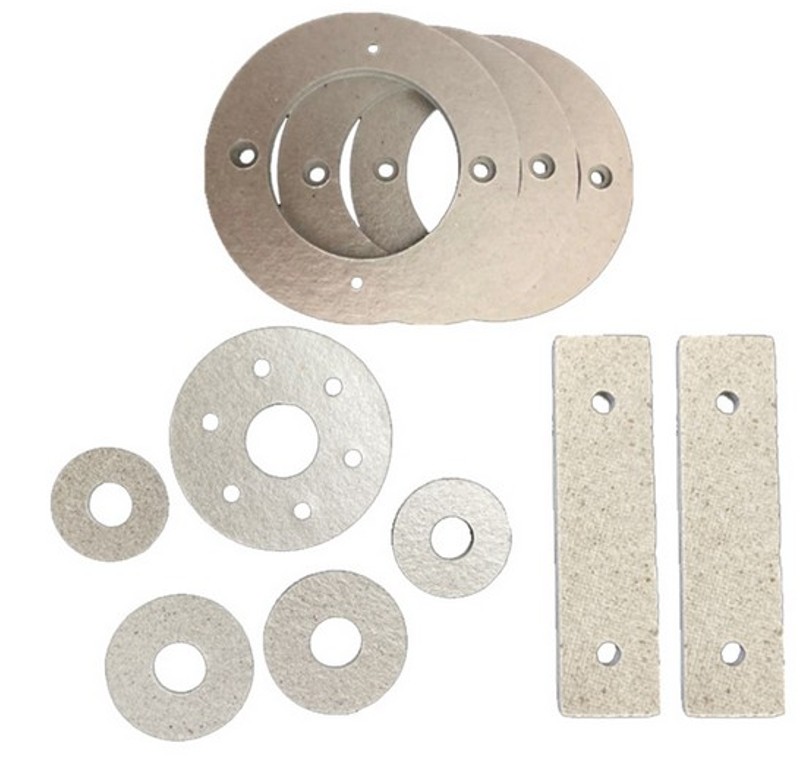 Quality inspection of machined mica parts ready for export