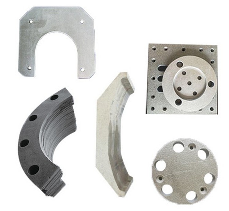 Mica gasket used as heat seal in industrial furnace door - minimizing heat loss and withstanding thermal radiation