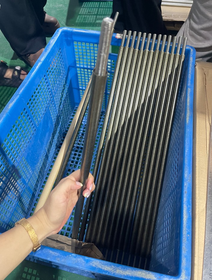 Phlogopite Mica Rods (Mica Screws) – High-Temperature Electrical Insulation Solution