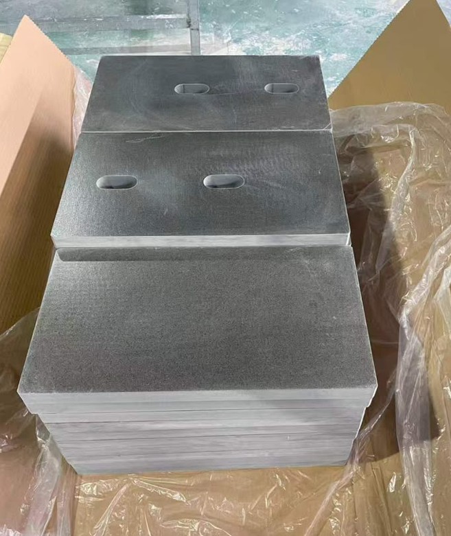 Custom Phlogopite Mica Plates with Oval Holes | Mica Insulation